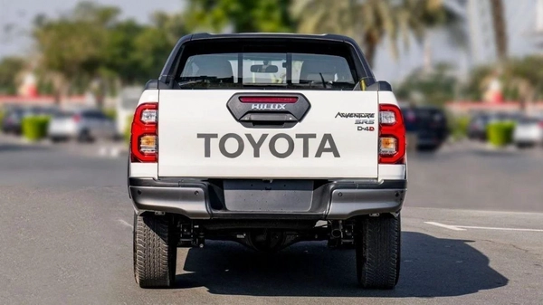 Toyota Hilux TOYOTA HILUX DC ADVENTURE 2.8D AT 4X4 MY2025