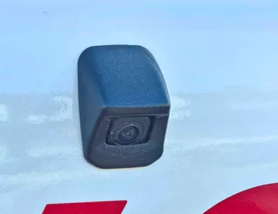 Toyota Hilux TOYOTA HILUX SR5 DOUBLE CABIN || 2.4L DIESEL V4 A/T 4WD | DIFF LOCK | BSM (CODE # HDFAA) WHITE 2026-11