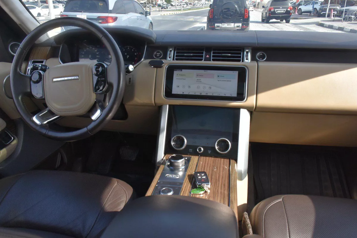 RANGE ROVER SE 2019 | WHITE-2-2
