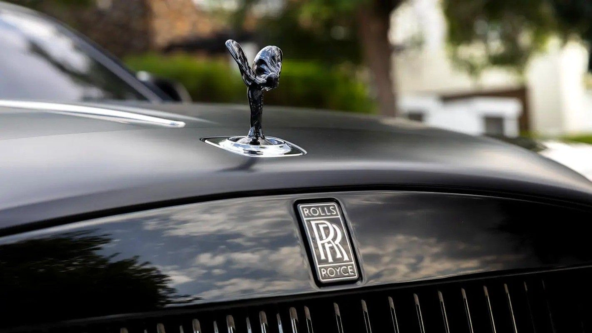 For sale Rolls-Royce Wraith Black Badge, 6.6 l, 2022 in Dubai-8-8