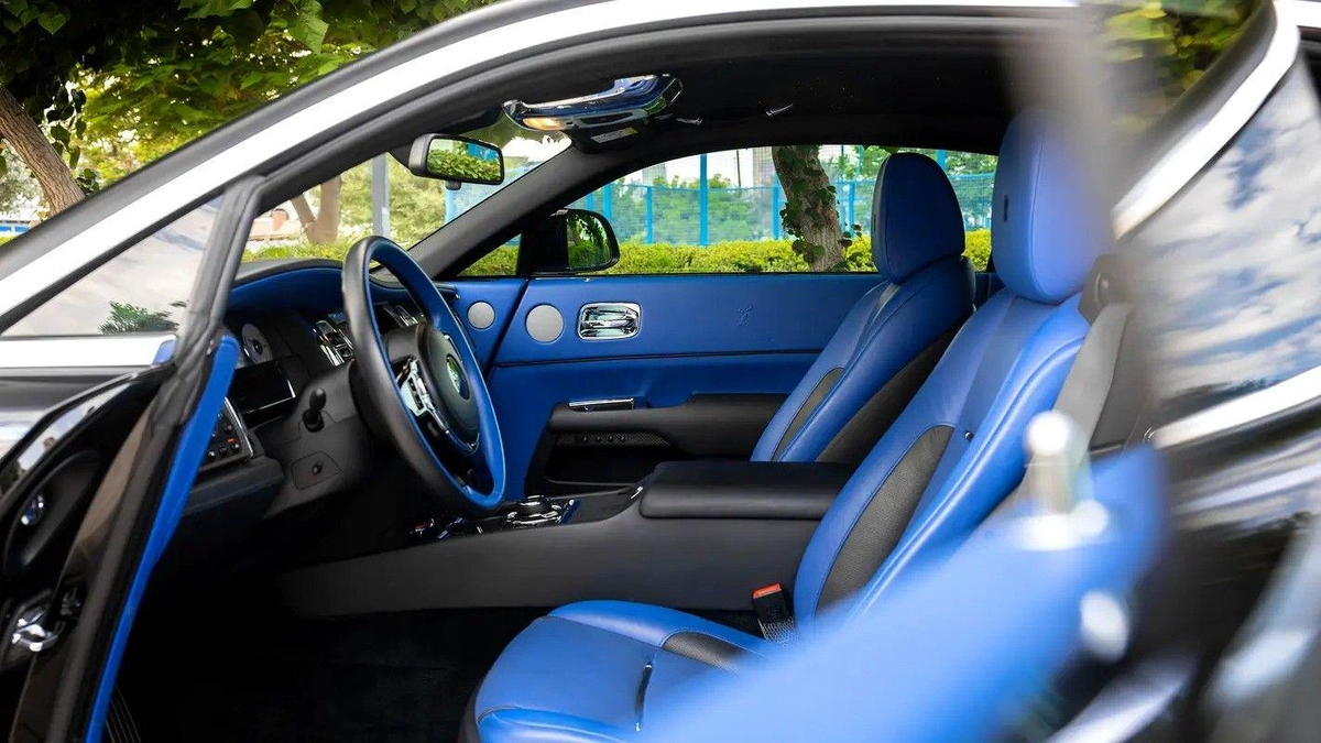 For sale Rolls-Royce Wraith Black Badge, 6.6 l, 2022 in Dubai-6-6