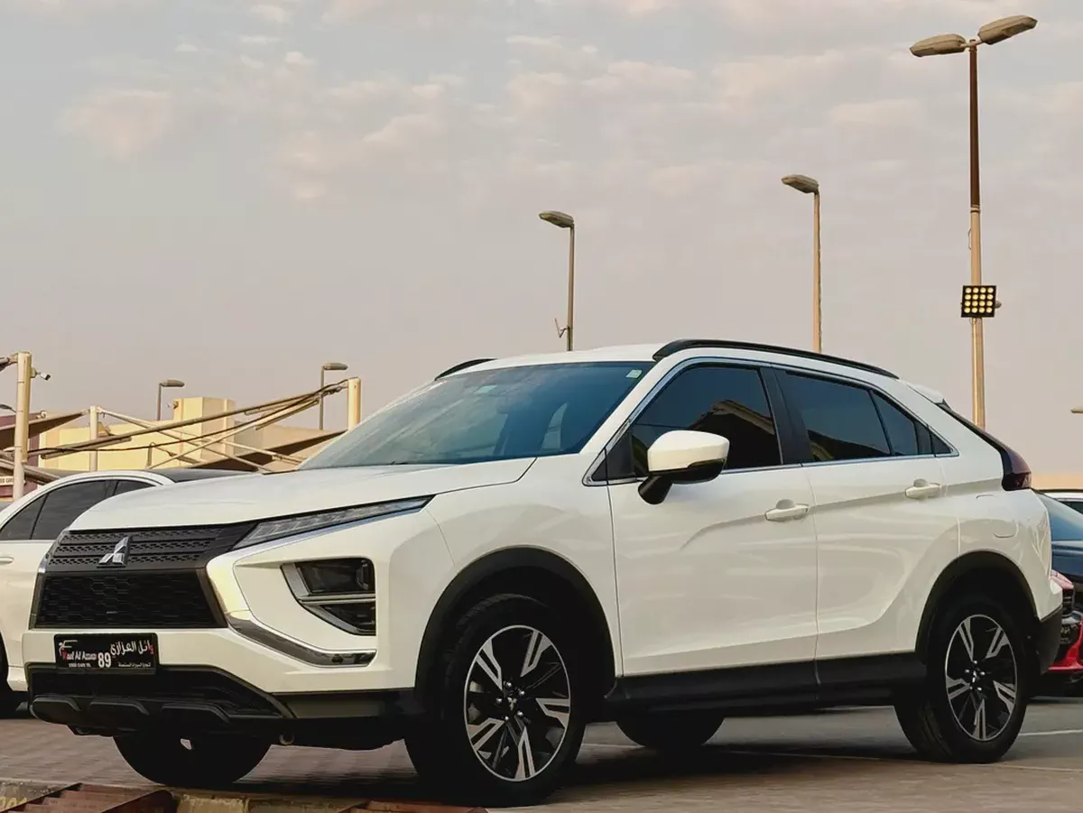 Mitsubishi Eclipse Cross GLS 2022 GCC Specs - Excellent Condition-2-2