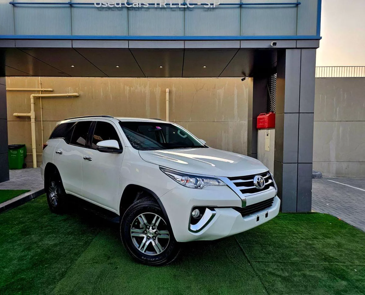 Toyota Fortuner EXR FORTUNER EXR/ V4 2.7 L/ LOW MILEAGE/ SUPER CLEAN-2-0