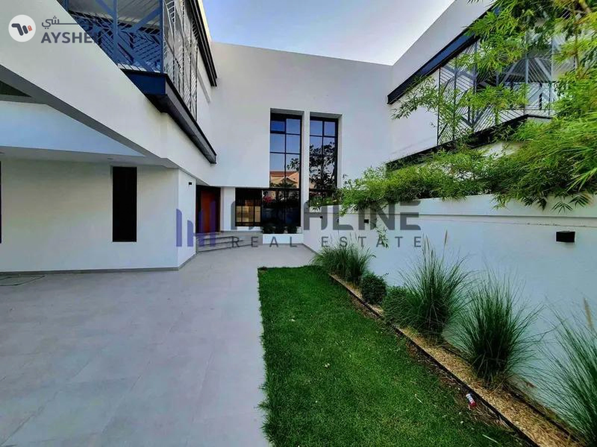 Luxury 4 Bedroom Villa near Kite Beach-1-1