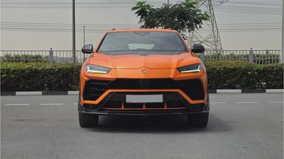 Lamborghini Urus (Orange 99k)-2