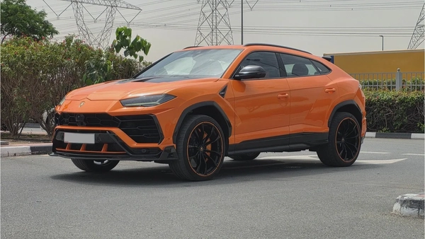 Lamborghini Urus (Orange 99k)
