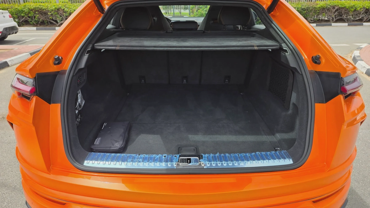 Lamborghini Urus (Orange 99k)-11-11