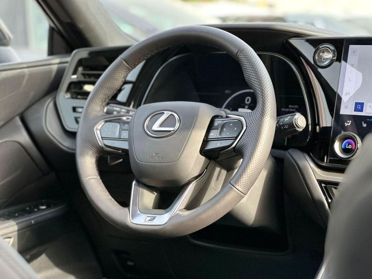 Lexus TX 500h Brand New Lexus Tx500h F sport 3-9-9