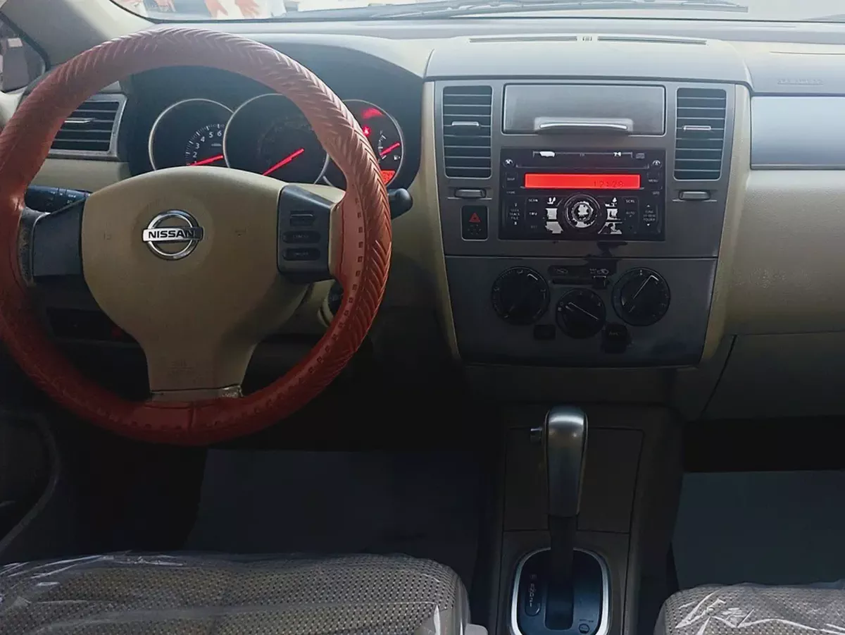 Nissan Tiida 2012 SV GCC Specs - Excellent Condition-6-6