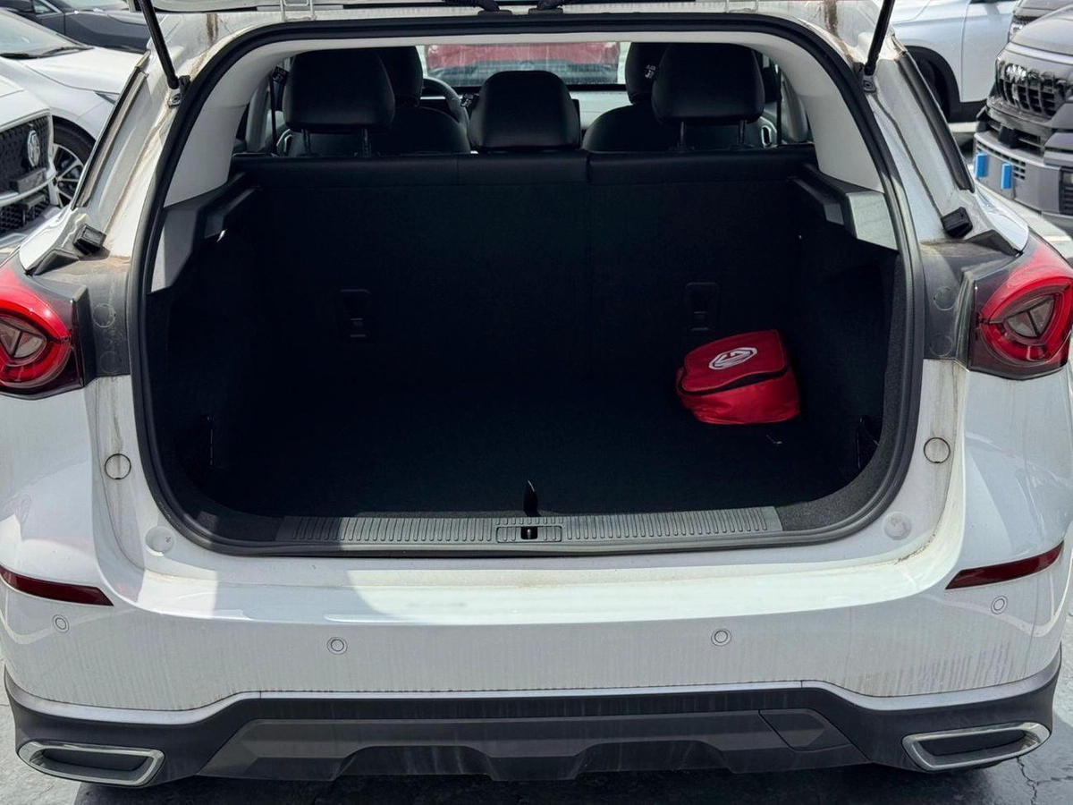 MG One Standard 1.5L Petrol FWD-15-0