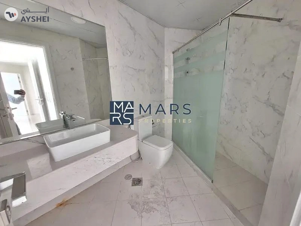 Free AC, Enjoy the Best Standards ,3bhk Apartment