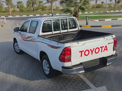 Hilux Double Cabin 2020 GCC Premium Condition Low KM Pickup Truck-14