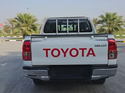 Hilux Double Cabin 2020 GCC Premium Condition Low KM Pickup Truck-17