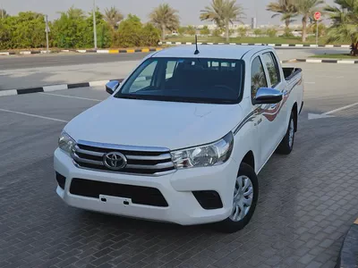 Hilux Double Cabin 2020 GCC Premium Condition Low KM Pickup Truck-3