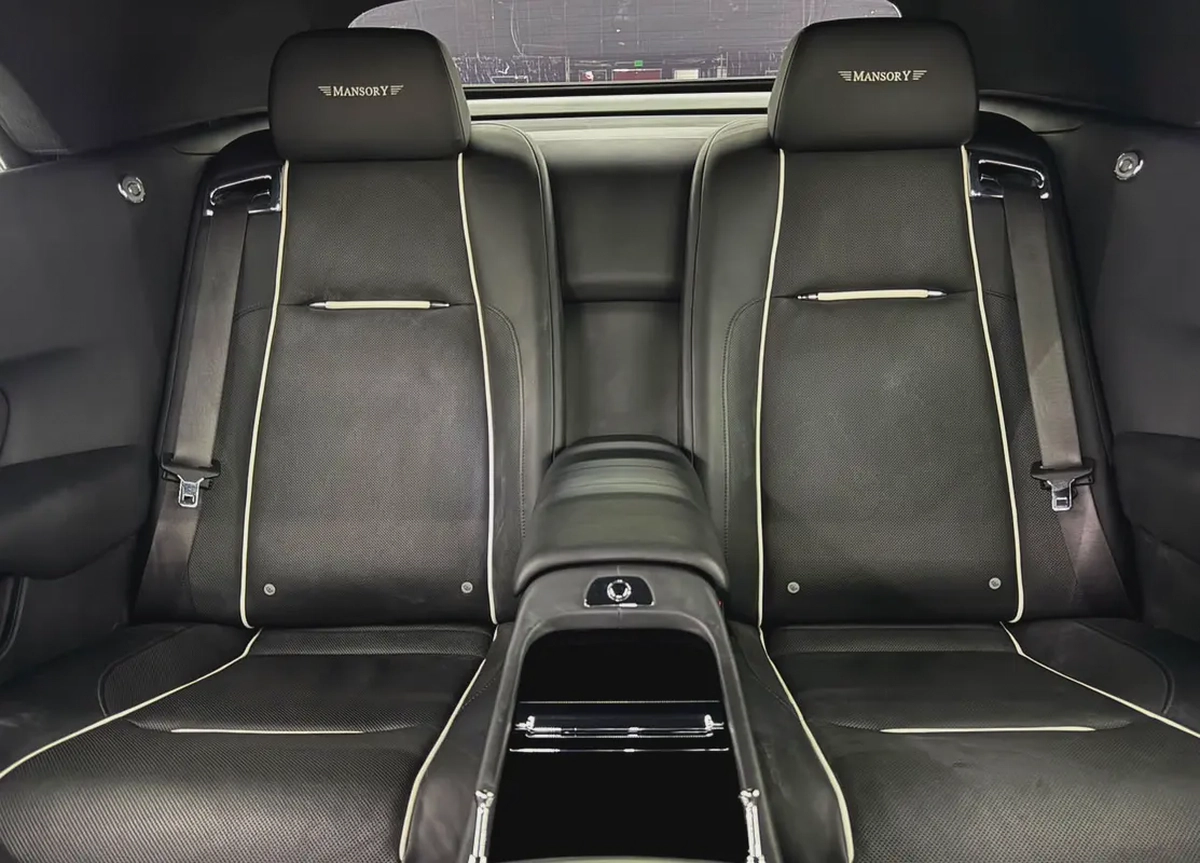 2017 Rolls-Royce Dawn Black Badge  | Mansory Package | European | Low Mileage | Soft Top Convertible-19-19