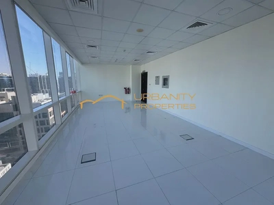 Fully Fitted Office | Prime Business Bay Location | Ready to Move In-2