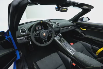2025 PORSCHE 718 SPYDER RS-8