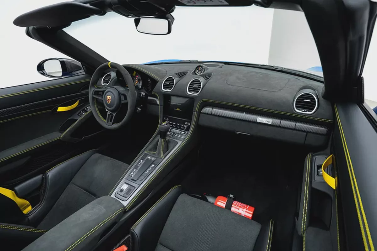 2025 PORSCHE 718 SPYDER RS-10-10