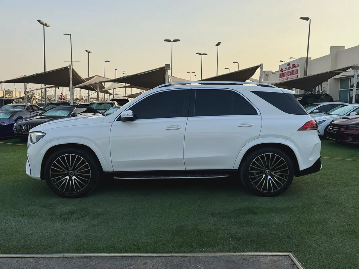 GLE 350 AMG kit ( 7 seater ) very good condition usa specs-3-3