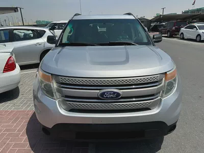 ford Explorer 2013 silver color GCC calen car-1