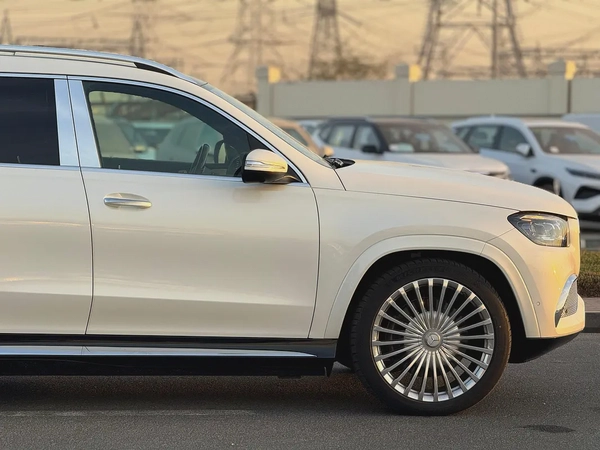2023 - BENZ GLS600 - - /// BRAND NEW CONDITION /// - ONLY 11,000 KM