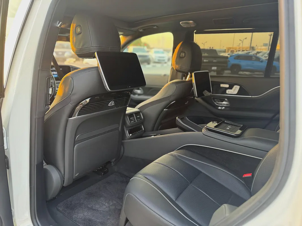 2023 - BENZ GLS600 - - /// BRAND NEW CONDITION /// - ONLY 11,000 KM-16-16