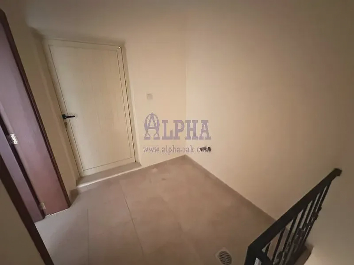 Spacious | 3BR+ Maids Room| Private Pool-1-1
