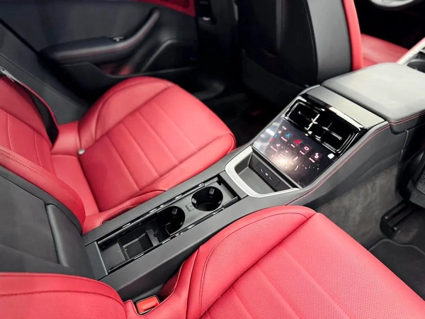 Full PPF (10 Years Warranty From Xpel PPF) | GCC | AL Naboodah Warranty Package 2029 or 160K Kms
