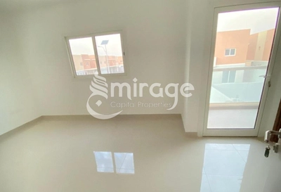 Spacious 3BR TH | Family Home | Prime Location-1