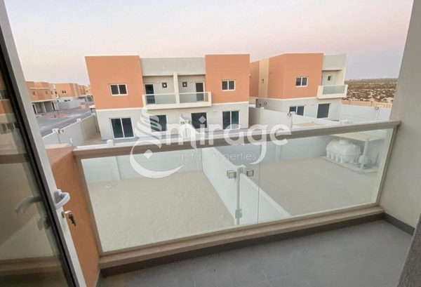 Spacious 3BR TH | Family Home | Prime Location