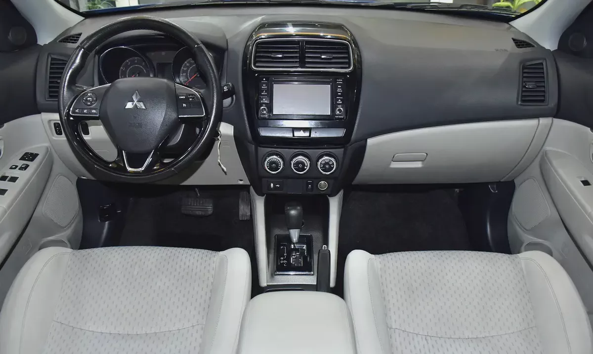 AED 694 EMi at 0% DP | Mitsubishi ASX 4WD ( 2019 Model ) in Blue Color GCC Specs-10-10