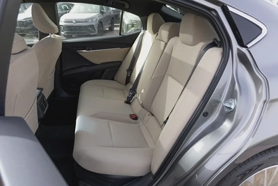Toyota Camry LE 2.5 L | Hybrid | Gray | Panoramic Sunroof | Electric Chair | 2026 GCC Specs-10