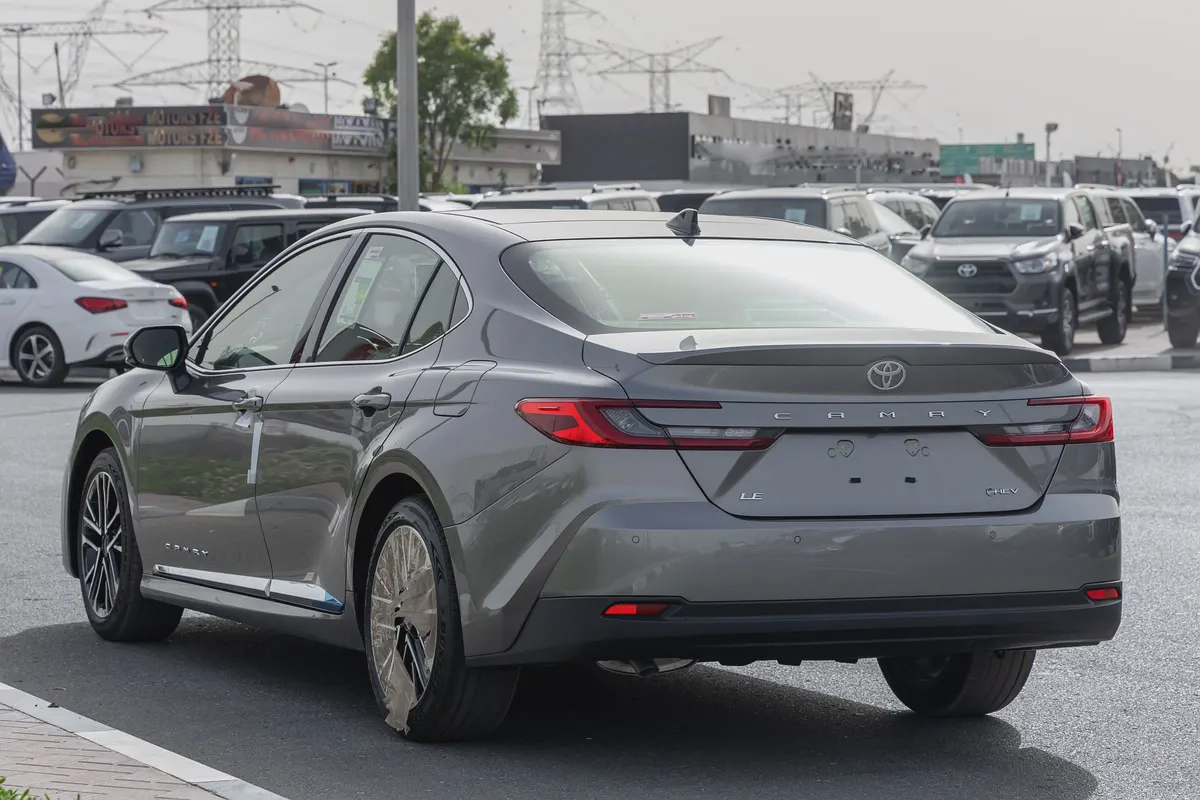Toyota Camry LE 2.5 L | Hybrid | Gray | Panoramic Sunroof | Electric Chair | 2026 GCC Specs-6-6