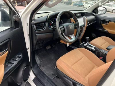 Toyota Fortuner EXR 2019 Toyota Fortuner 2.7L V4 -AWD 4x4 GCC - Rear CAM & Sensor - Cruise Control-9