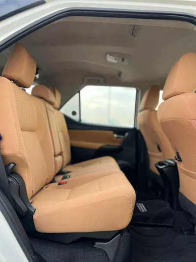 Toyota Fortuner EXR 2019 Toyota Fortuner 2.7L V4 -AWD 4x4 GCC - Rear CAM & Sensor - Cruise Control-15