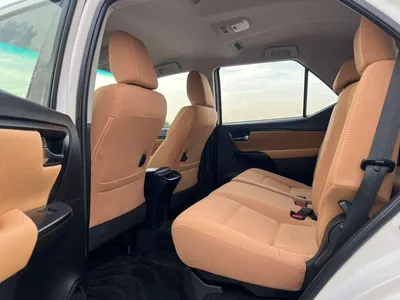 Toyota Fortuner EXR 2019 Toyota Fortuner 2.7L V4 -AWD 4x4 GCC - Rear CAM & Sensor - Cruise Control-16