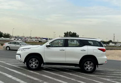 Toyota Fortuner EXR 2019 Toyota Fortuner 2.7L V4 -AWD 4x4 GCC - Rear CAM & Sensor - Cruise Control-3