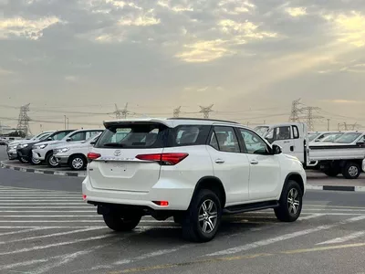 Toyota Fortuner EXR 2019 Toyota Fortuner 2.7L V4 -AWD 4x4 GCC - Rear CAM & Sensor - Cruise Control-7