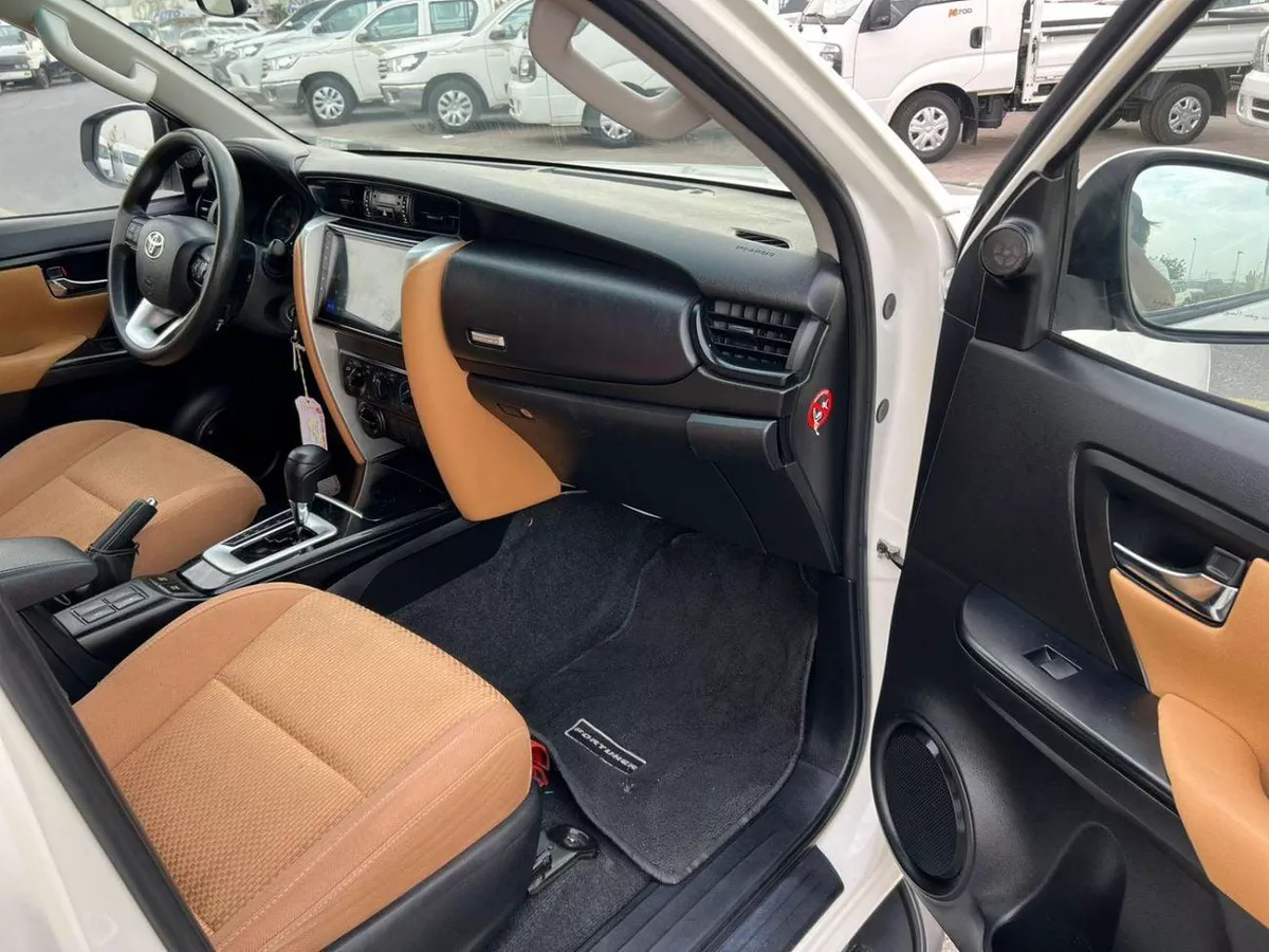 Toyota Fortuner EXR 2019 Toyota Fortuner 2.7L V4 -AWD 4x4 GCC - Rear CAM & Sensor - Cruise Control-12-0