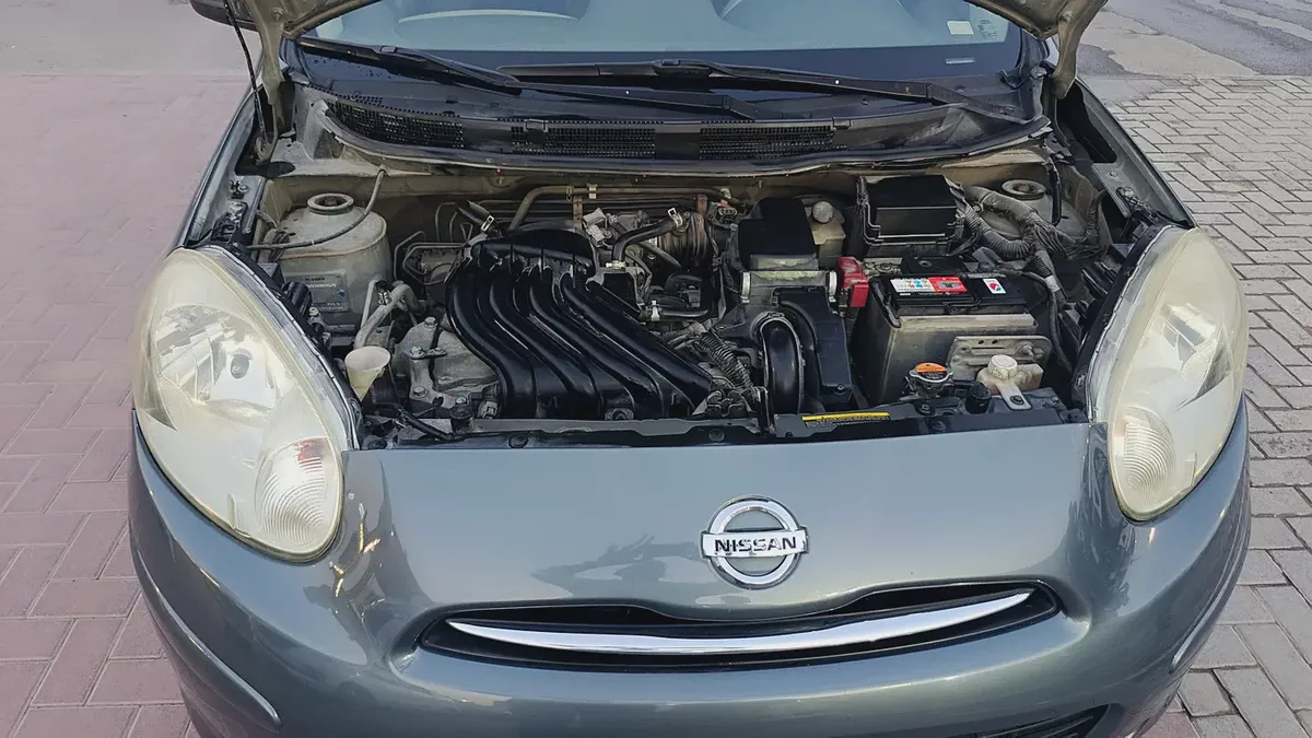 Nissan Micra SL 2016 | GCC Specs | Low Mileage | Compact & Fuel Efficient-14-14