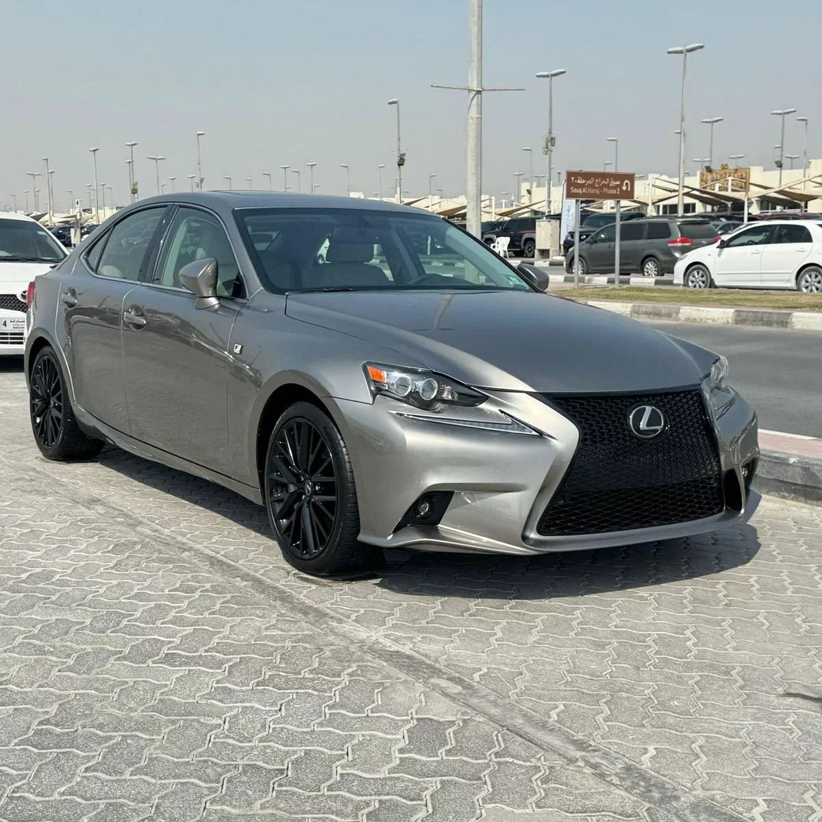 IS300 AWD 2016 | SILVER ( REF-ACD )