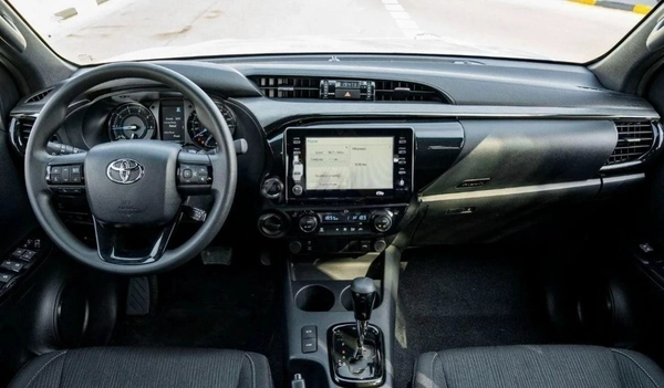 Toyota Hilux ADVENTURE 2.8L DIESEL 2024