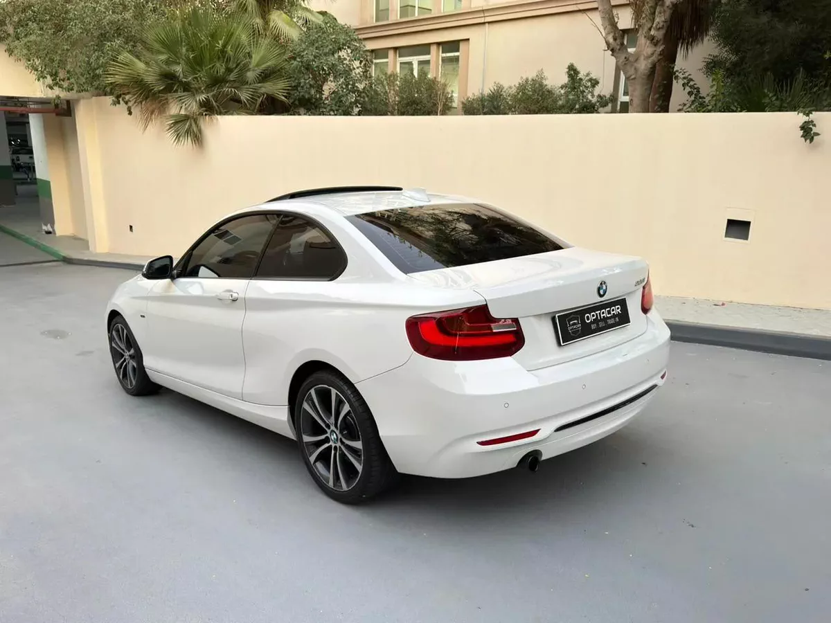 Gulf Specs 2014 BMW 220i SPORT COUPE 2.0Litre Turbo-Charged Top-6-6