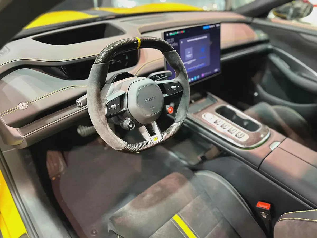 XIAOMI SU7 ULTRA, BRAND NEW, FULLY LOADED, CARBON PACKAGE, 1548 HP-3-3