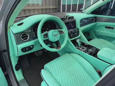 Bentley Bentayga V8 | First Edition | Rare Interior | GCC-11