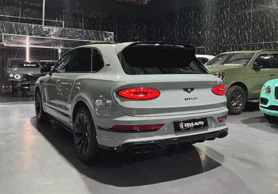 Bentley Bentayga V8 | First Edition | Rare Interior | GCC-4
