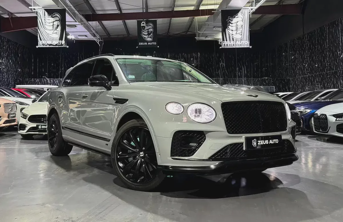 Bentley Bentayga V8 | First Edition | Rare Interior | GCC-2-2