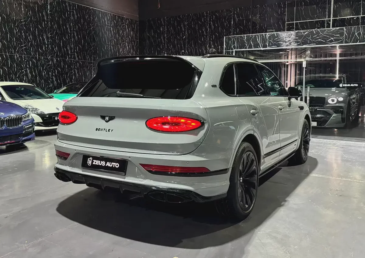 Bentley Bentayga V8 | First Edition | Rare Interior | GCC-3-3