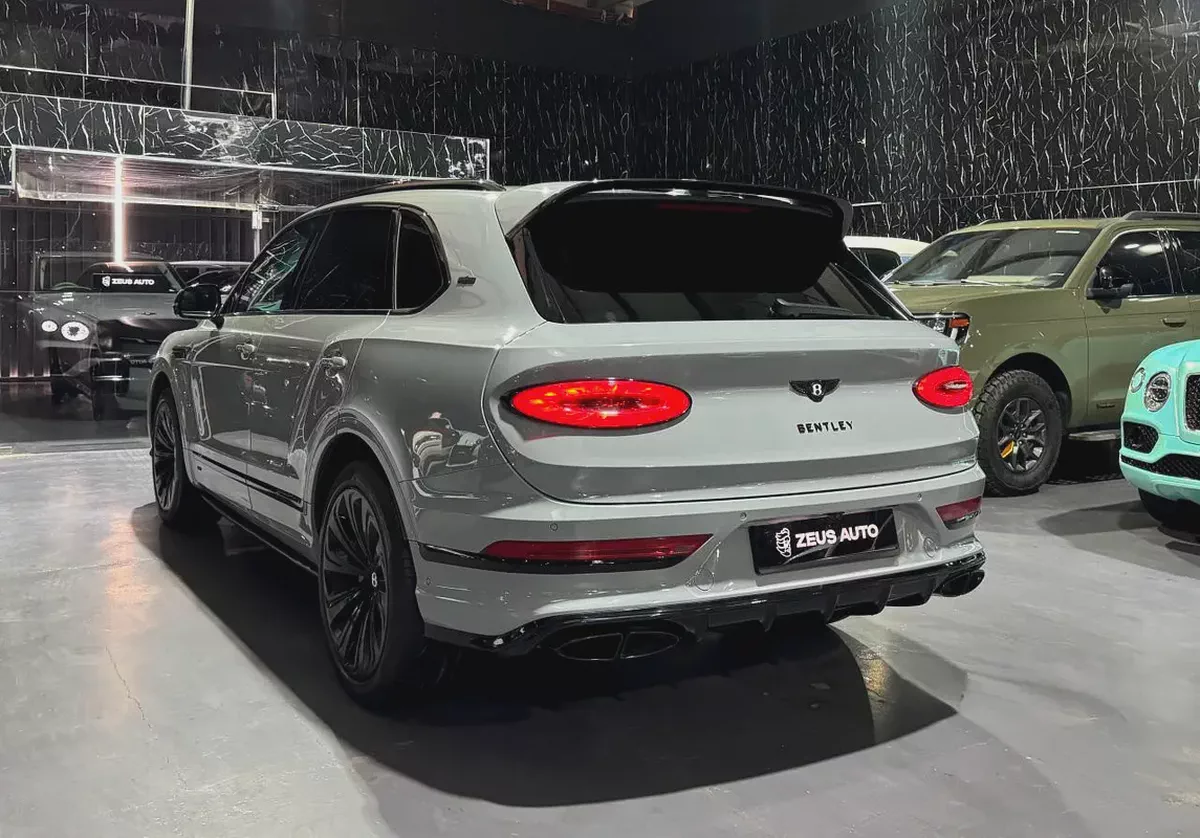 Bentley Bentayga V8 | First Edition | Rare Interior | GCC-4-4