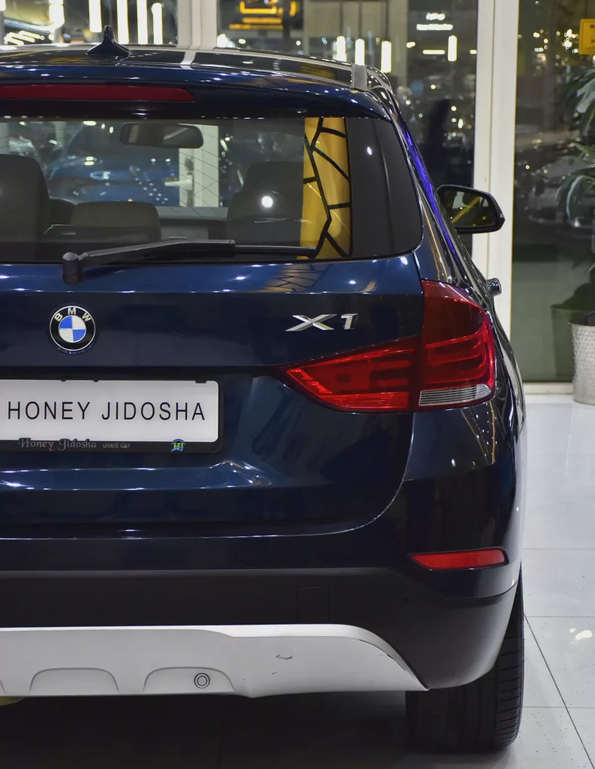 EXCELLENT DEAL for our BMW X1 sDrive18i ( 2015 Model ) in Blue Color! GCC Specs-8-8